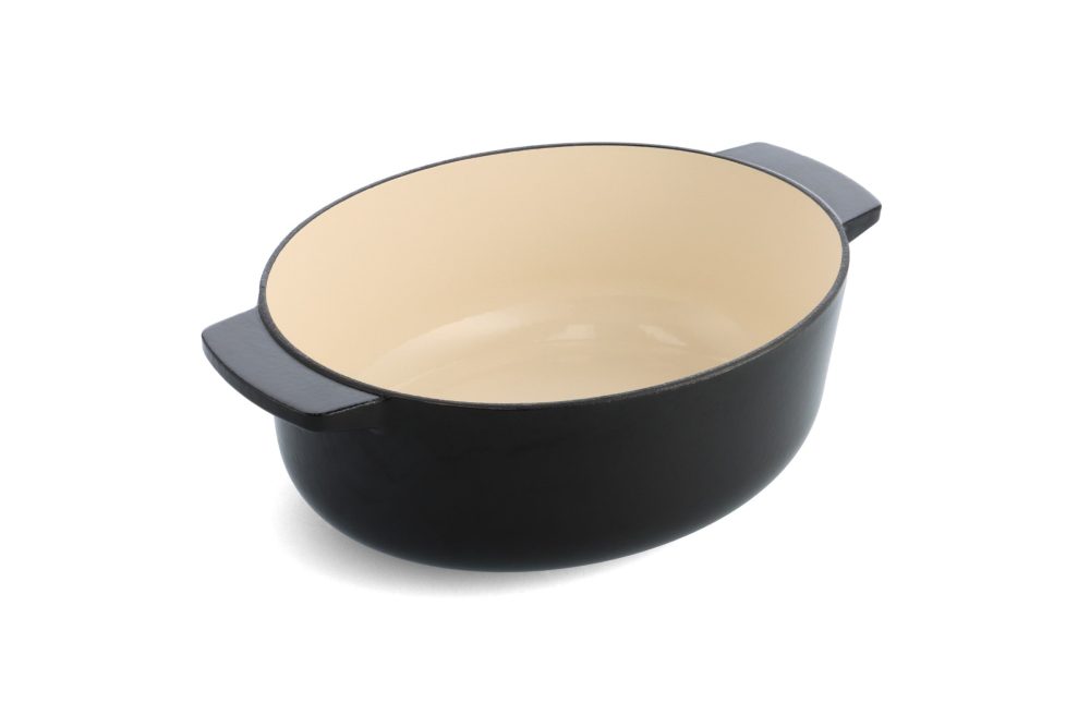 Oval Covered Casserole 30cm (5.6L) Onyx Black - Image 3