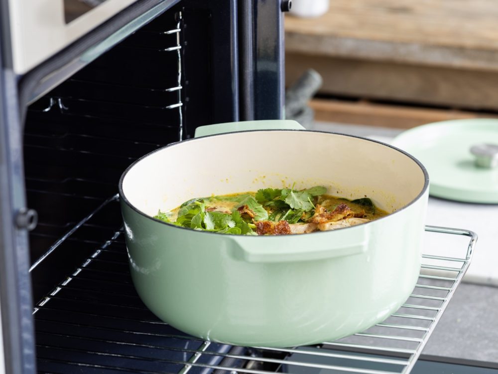 Covered Casserole 26cm (5.2L) Pistachio - Image 5